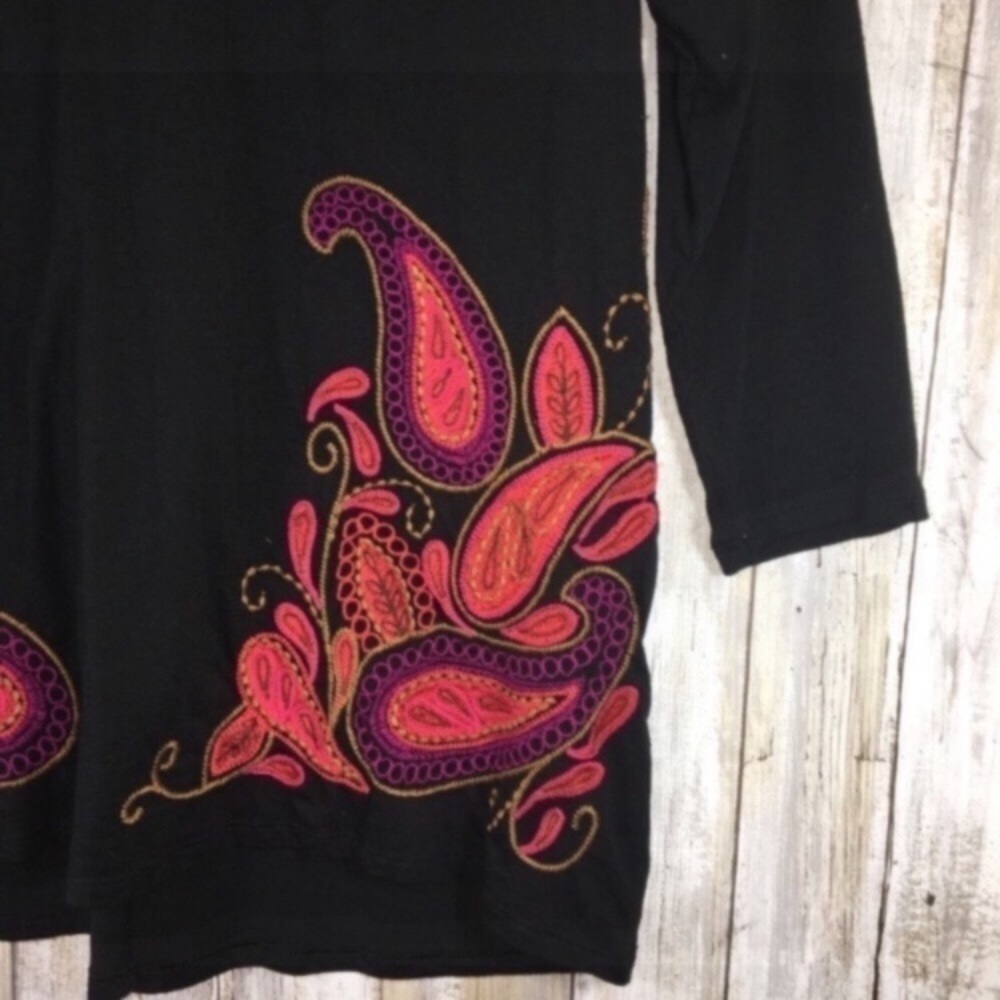J. Jill Black Embroidered Paisley 3/4 Sleeve Blouse - Picture 2 of 6